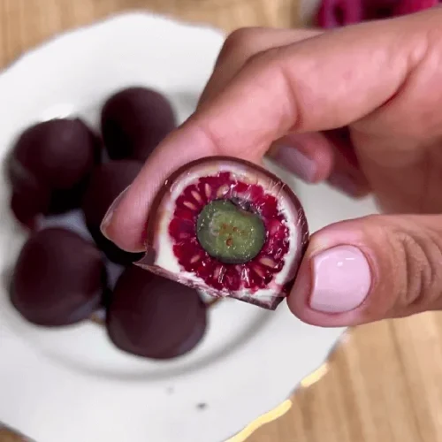 Chocolate Berry Bites recipe