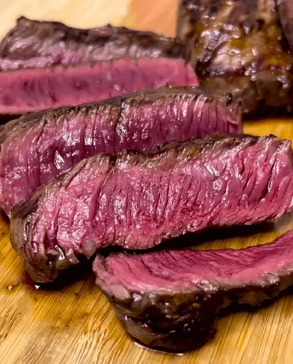 6 Minute Sirloin Steak With Chimichurri Home Cooks World 