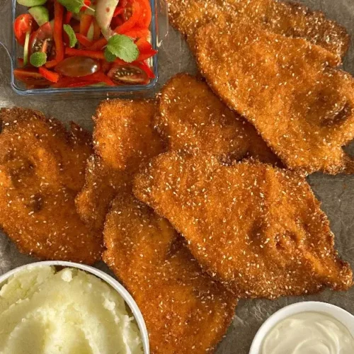Crispy Schnitzel with Mashed Potatoes recipe