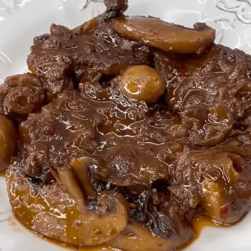 slow cooked beef and mushroom stew recipe