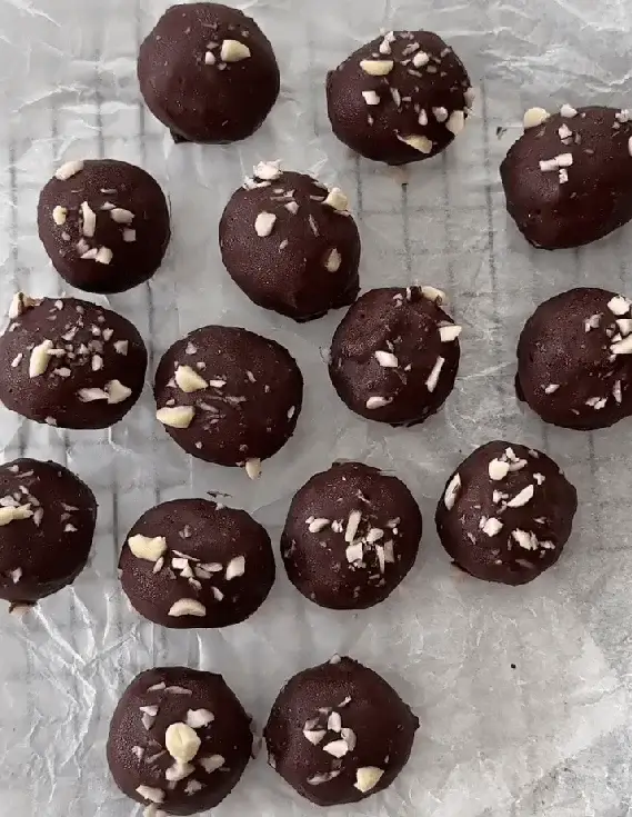 easy vegan peanut butter balls recipe