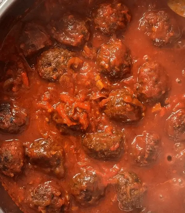 homemade meatballs and tomato sauce recipe