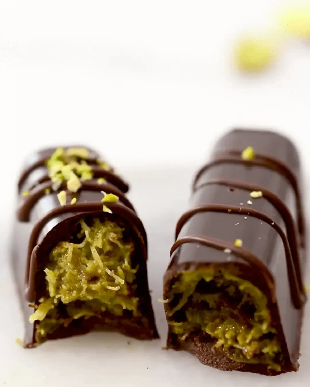 chocolate bar with pistachio filling recipe