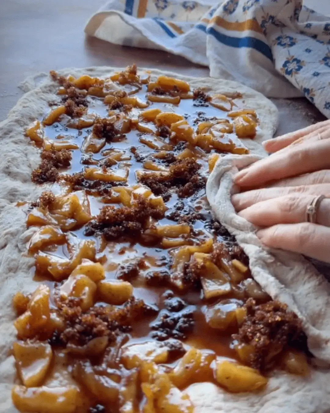 apple cinnamon bread recipe