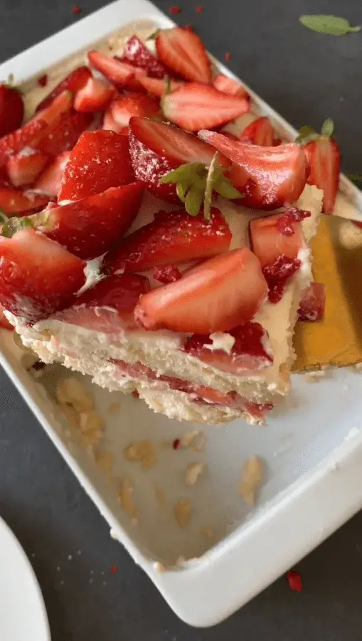 strawberry tiramisu recipe