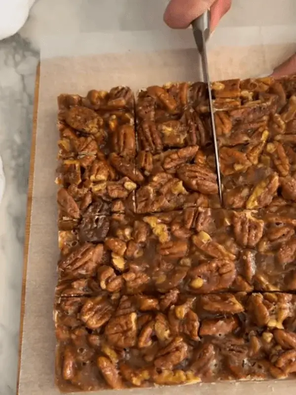 pecan caramel bars recipe