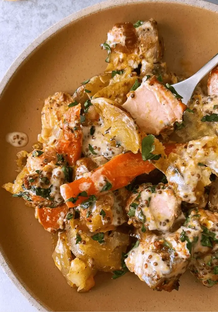 one pan salmon and veggies recipe