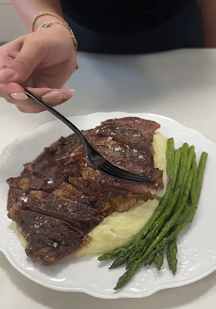 steak with red wine sauce recipe