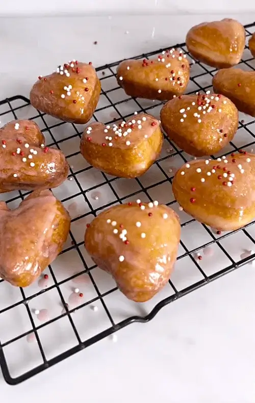 heart donuts recipe