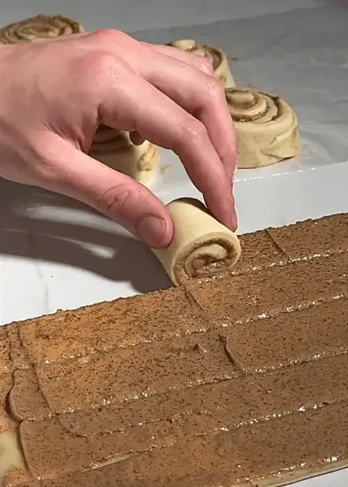 pecan cinnamon rolls recipe