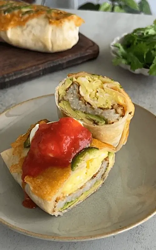 egg and cheese breakfast burrito recipe