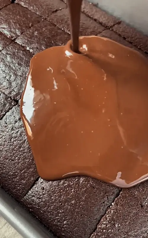 easy one bowl chocolate cake recipe