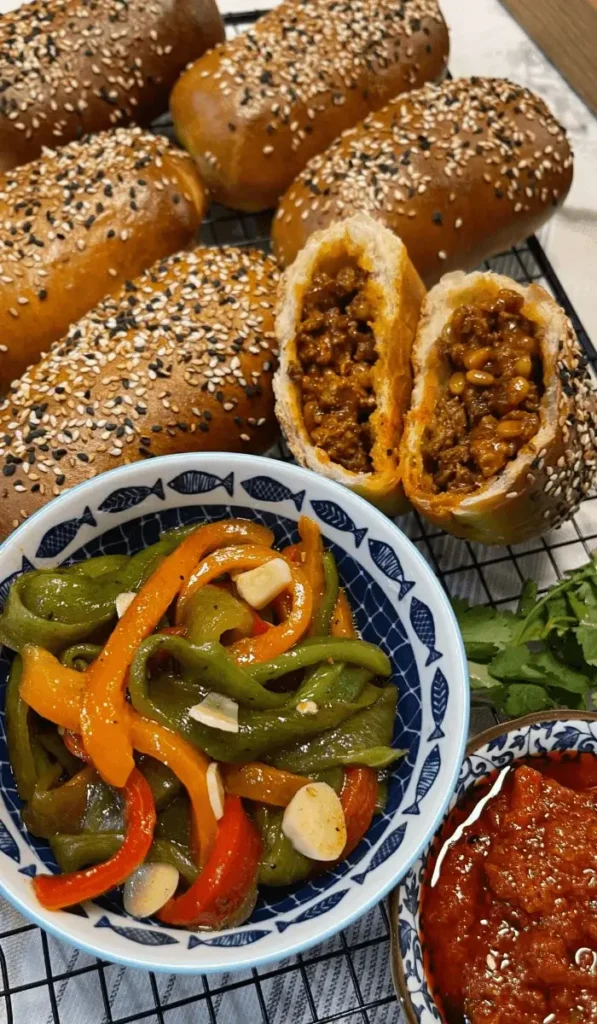 ground beef rolls recipe